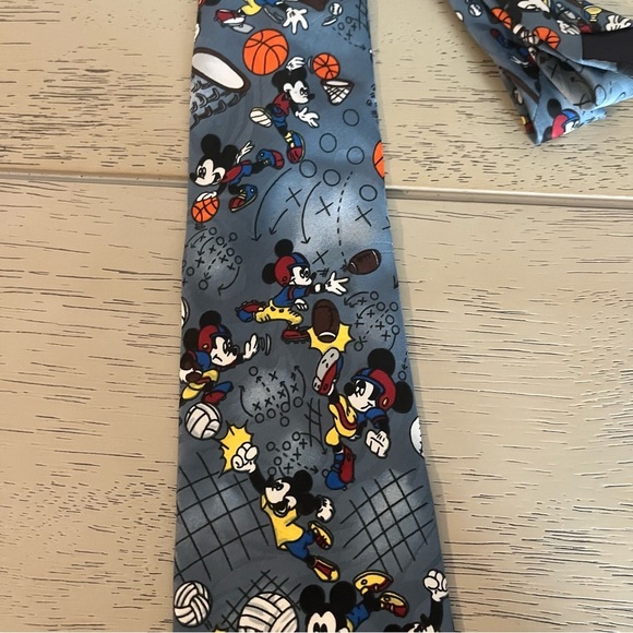 Disney Mickey Mouse Unlimited Sports Tie Necktie Volleyball Basketball Football - Picture 3 of 6